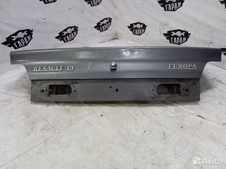 Крышка багажника Renault 19