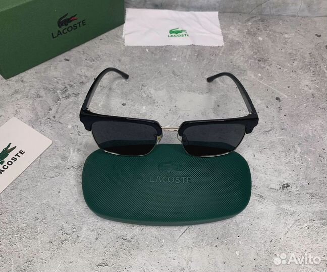 Очки Lacoste с фyтляром