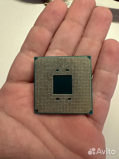 Процессор AMD Ryzen 3 1200