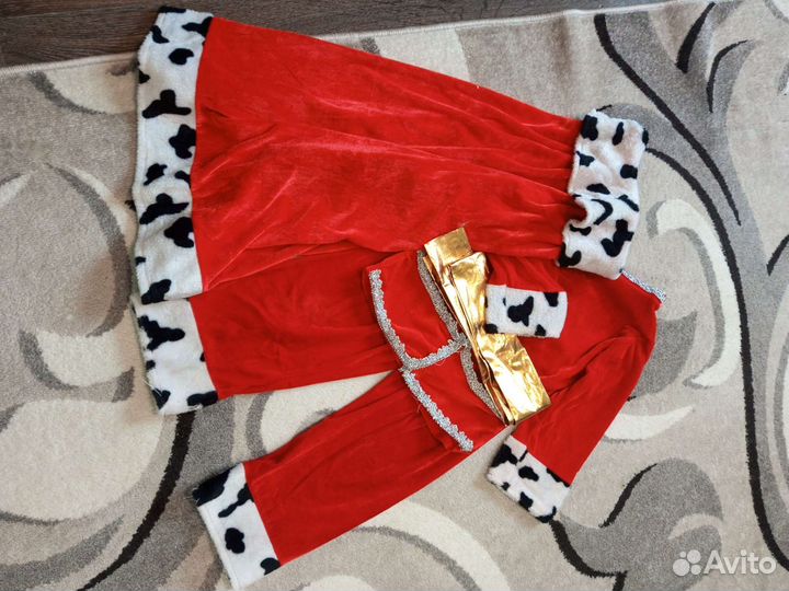 Новогодний костюм короля