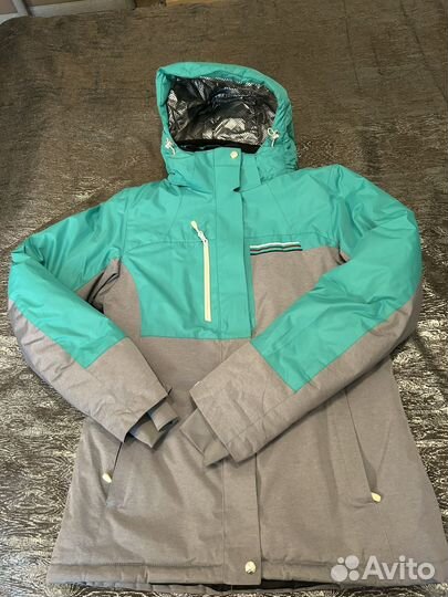 Куртка демисезонная женская горнолыжная 48 размер