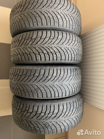 Nokian Tyres Hakkapeliitta 9 225/55 R17 91