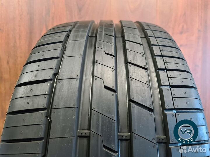 Hankook Ventus S1 Evo3 SUV K127A 315/35 R22 и 285/40 R22 111Y