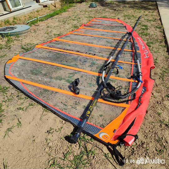 Виндсерфинг Парус Naish 9.6 комплект