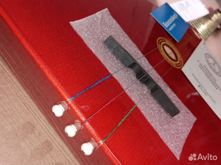 Балалайка красная 3S-TM традиционная