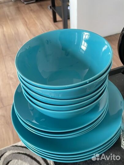 Набор тарелок