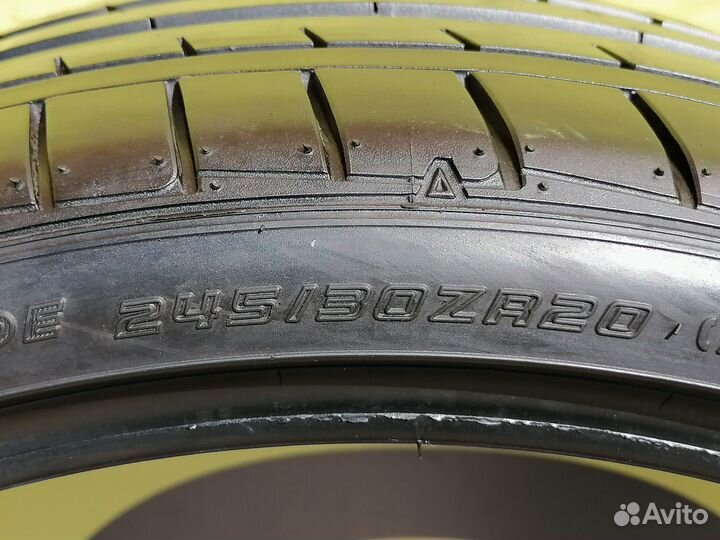 Falken Azenis FK-453 245/30 R20