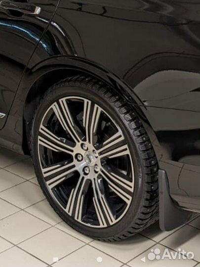 Nokian Tyres Hakkapeliitta 9 255/35 R20