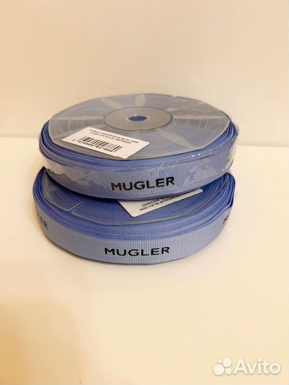 Mugler голубая лента