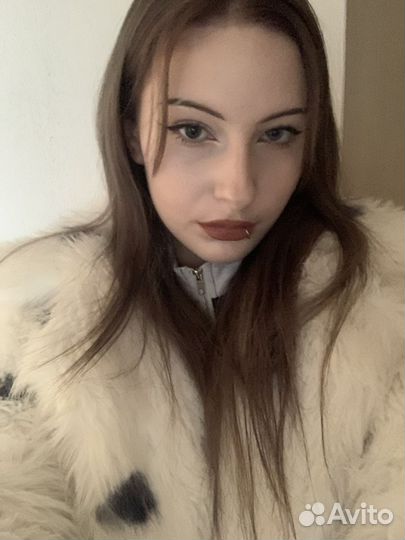 Помощник, продавец