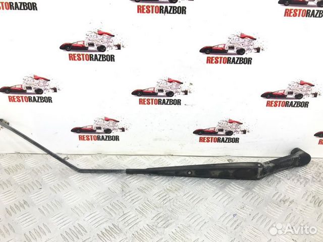 Поводок дворника левый Mitsubishi Space Wagon