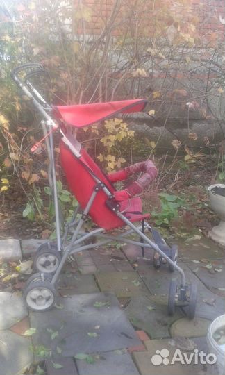 Прогулочная коляска