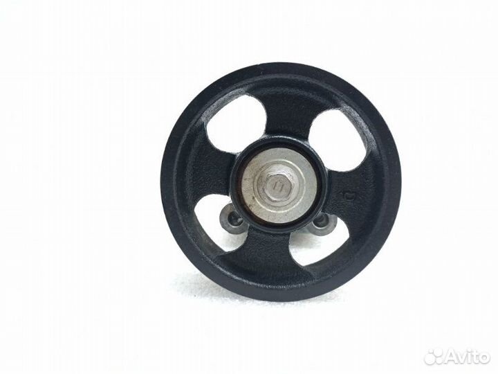 Ролик обводной навесного оборудования Toyota Blade