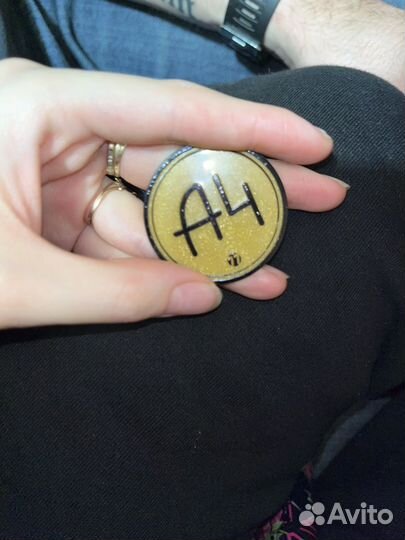 Золотая фишка a4