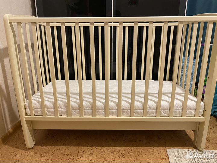 Детская кроватка Гандылян