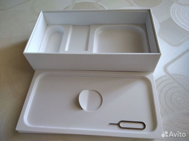 Коробка от iPhone 5s