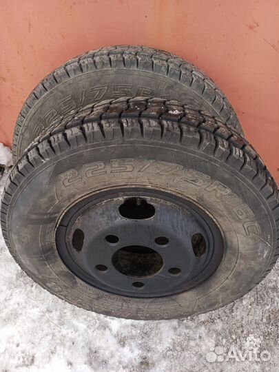 Колеса в сборе на трехтонник r16 lt