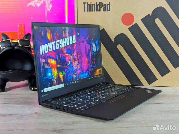 ThinkPad X1 Carbon 5 Gen i7 FHD IPS 16GB SSD