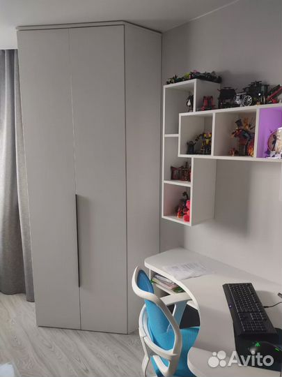 Шкаф в детскую на заказ