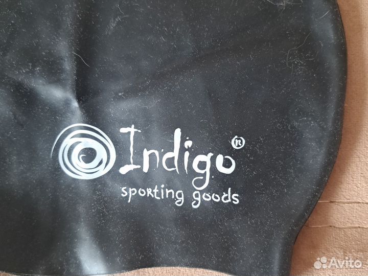 Шапочки для плавания. 2 шт. Цена за обе шапочки