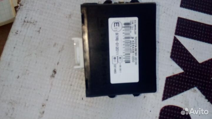 Иммобилайзер Toyota Avensis II 2003-2008