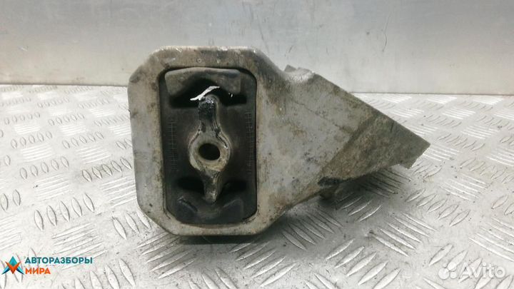 Подушка двигателя дизельная Jeep Grand Cherokee WK