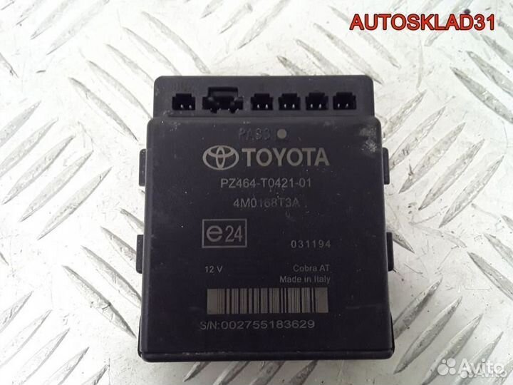 Блок парктроников Toyota Prius 4M0168T3A
