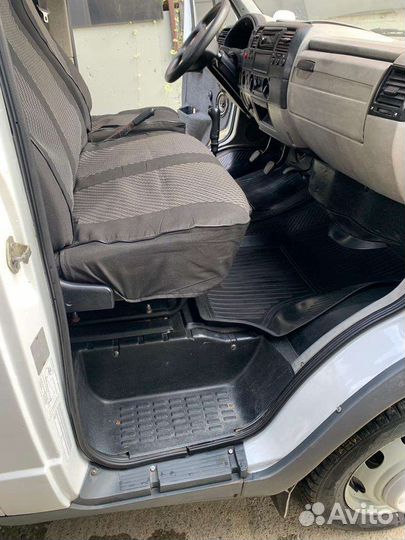 ГАЗ ГАЗель 3302 бортовой, 2005