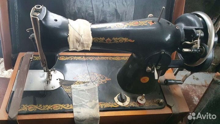 Швейная машинка кл 2М