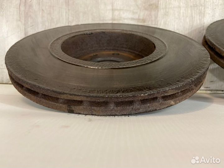 Диски тормозные передние Renault Megane 2 BM1R