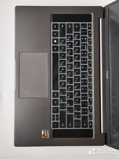 Honor magicbook pro 16