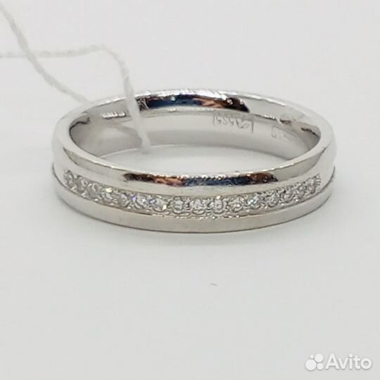 Золотое кольцо с камнем 16р