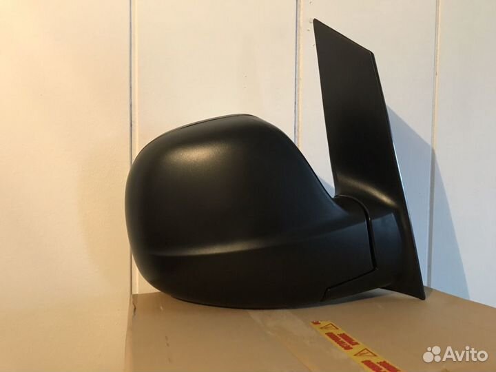 Зеркало правое Мерседес Вито 639