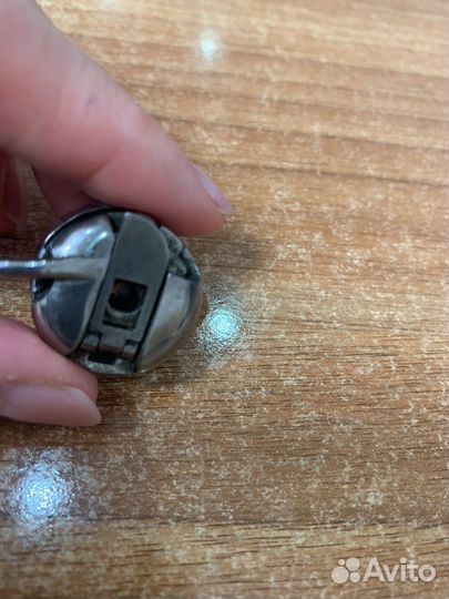 Челнок для швейной машины