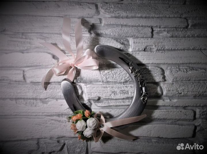 Подкова. счастье в подарок в дом оберег