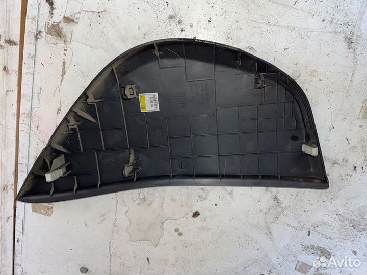 Накладка торпедо левая Hyundai Solaris 1 G4FC 2011