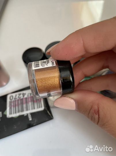 Пигменты для макияжа