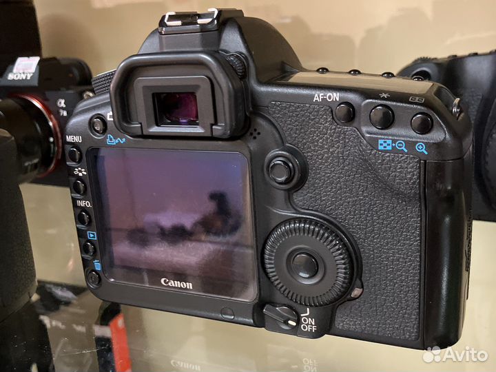 Зеркальный фотоаппарат Canon 5d mark ll