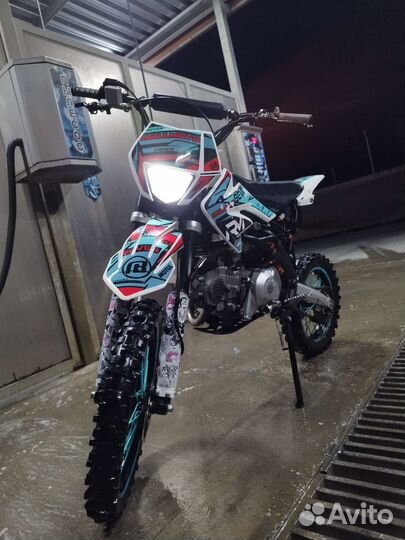 Regul Moto sewen medalist 150E