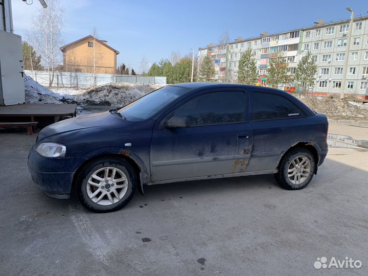 Opel Astra 1.6 МТ, 2003, 284 838 км