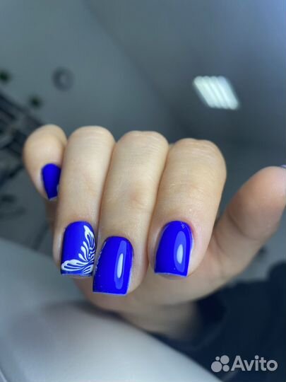 Маникюр педикюр