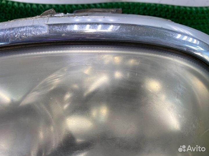 Фара передняя левая Газ Волга 31105 31105 2002