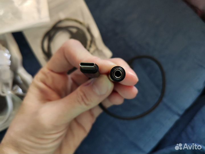 Переходники для одновременной зарядки смартфона и