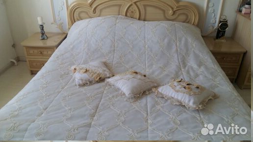 Турецкое покрывало с объемной вышивкой