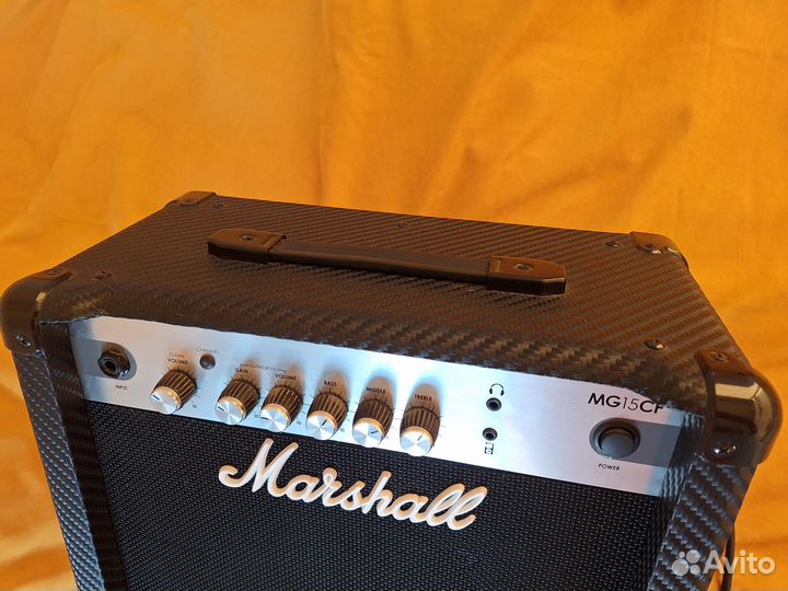 Комбоусилитель Marshall mg15 cf