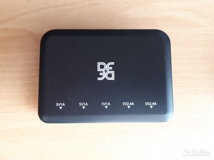 Продам новые зарядные устройства 4-5 USB + кабели