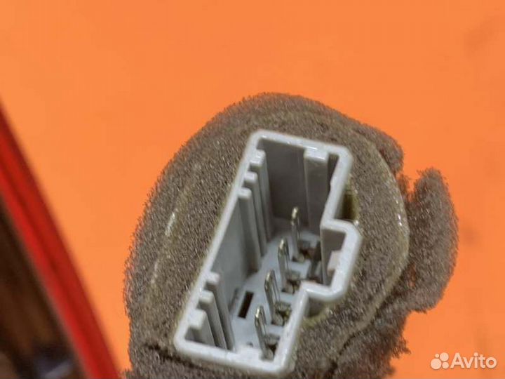 Фонарь задний левый Honda Pilot 2 3.5 2012