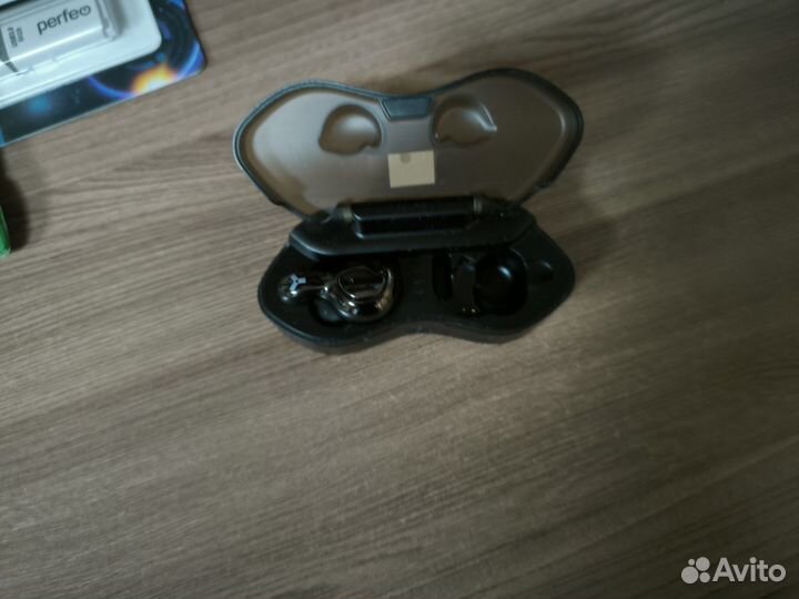 Беспроводные наушники