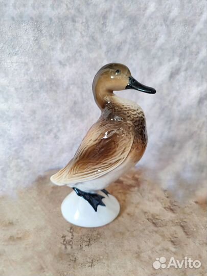 Статуэтка утка чирок фарфор сувенир
