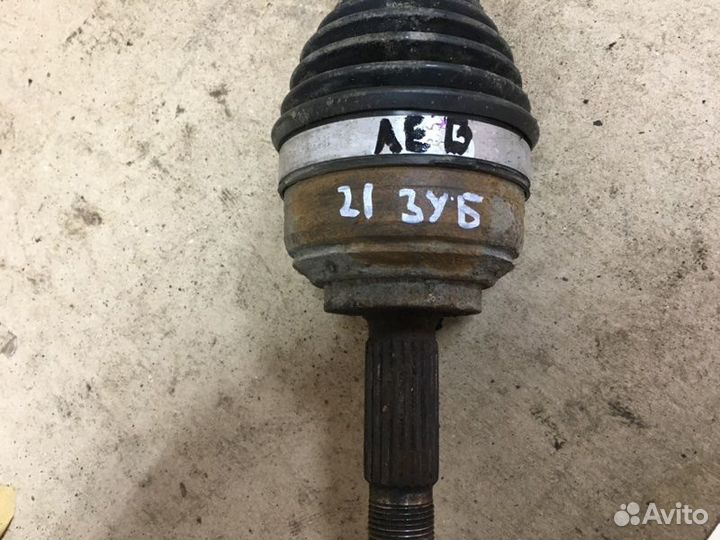 Привод левый Renault Logan 1